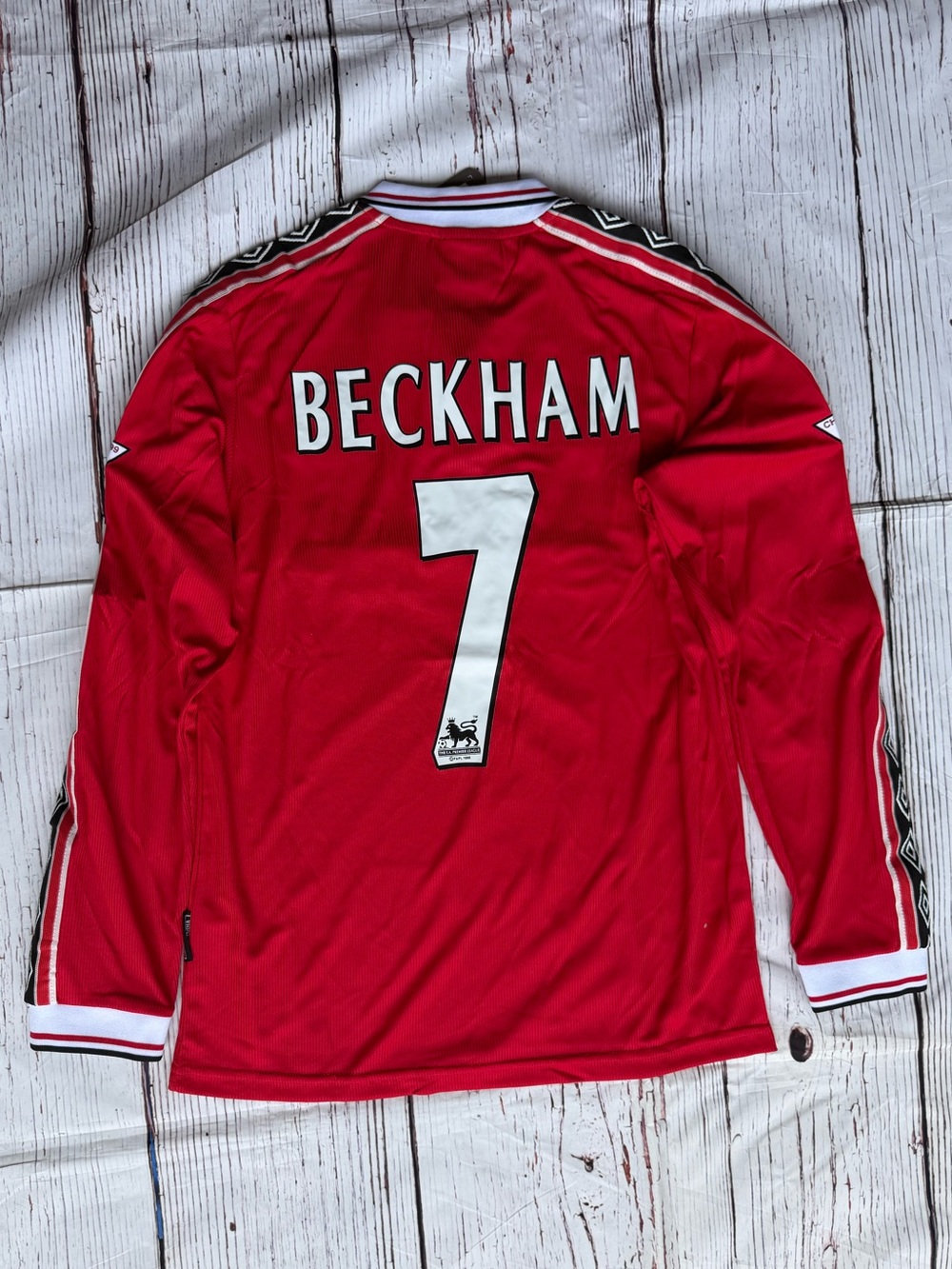 David Beckham Manchester United #7 Retro Home Long Sleeve Jersey